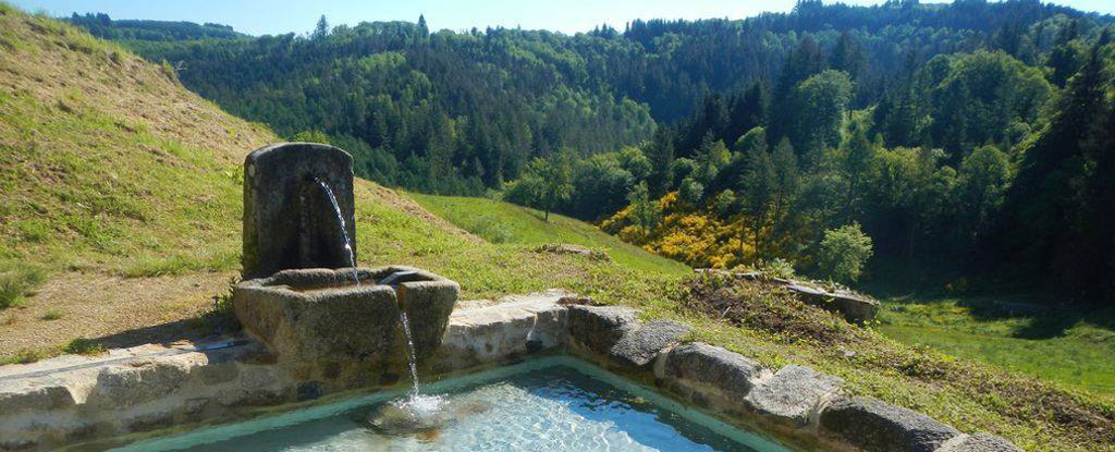 Vallon de six fontaines au coeur des gorges du Thaurion